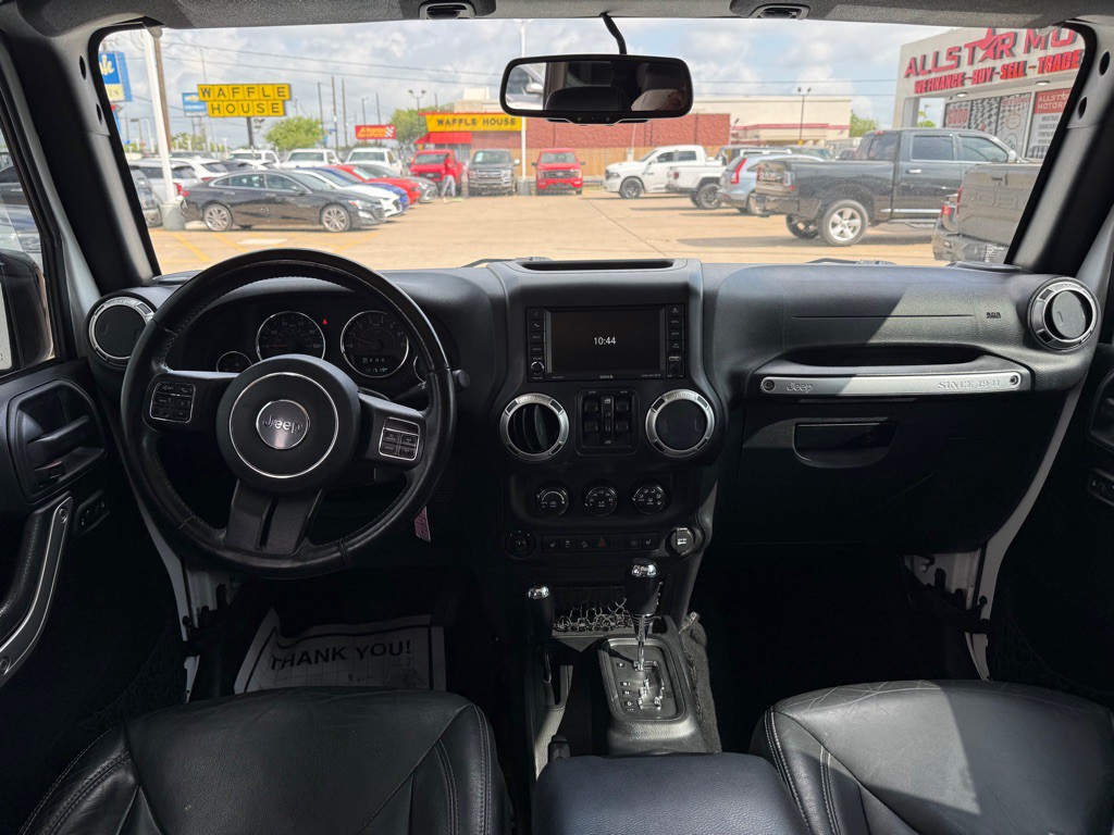 2016 Jeep Wrangler Unlimited Image 16