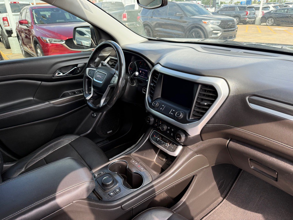 2020 GMC Acadia Image 9