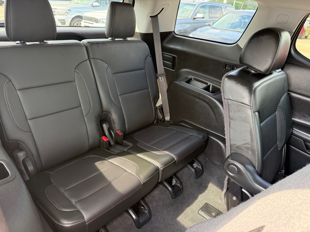 2020 GMC Acadia Image 13