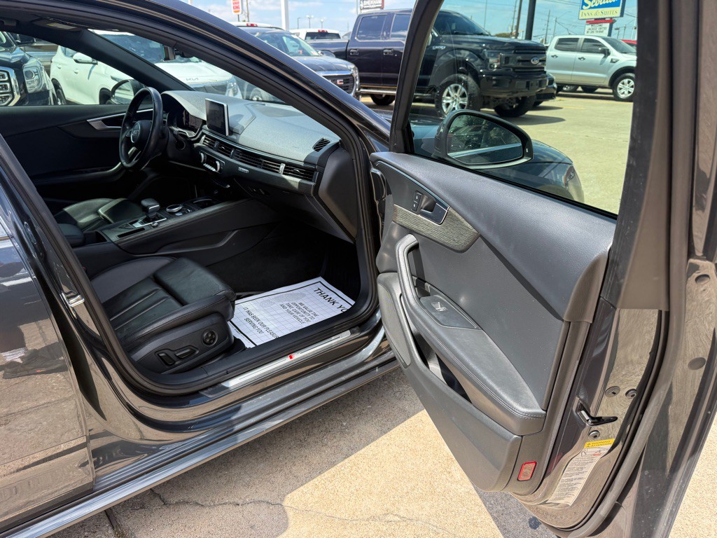 2019 Audi A4 Image 13