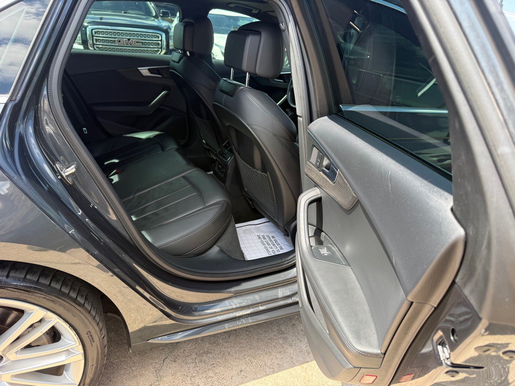 2019 Audi A4 Image 14