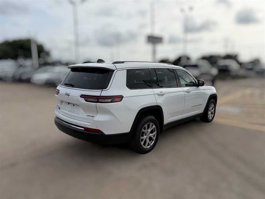 2022 Jeep Grand Cherokee Image 10