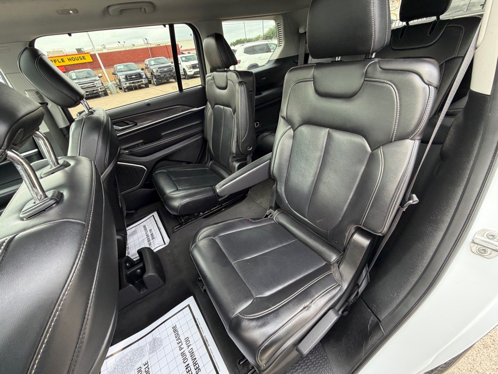2022 Jeep Grand Cherokee Image 25