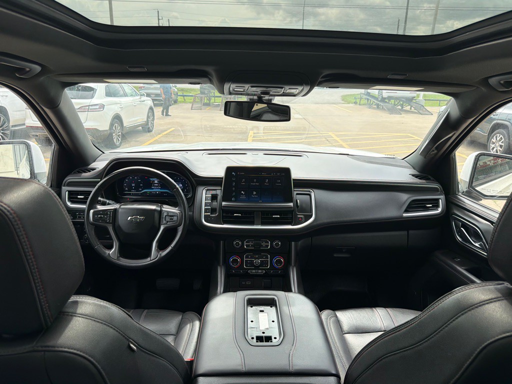 2022 Chevrolet Suburban Image 24