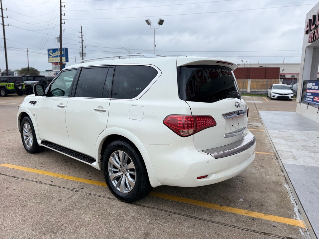 2016 INFINITI QX80 Image 4