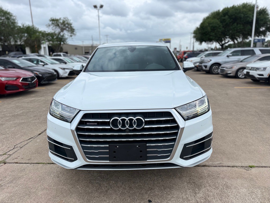 2019 Audi Q7 Image 2