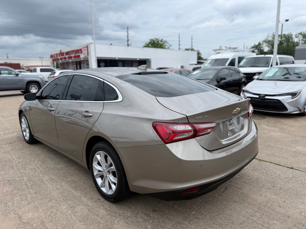 2022 Chevrolet Malibu Image 6