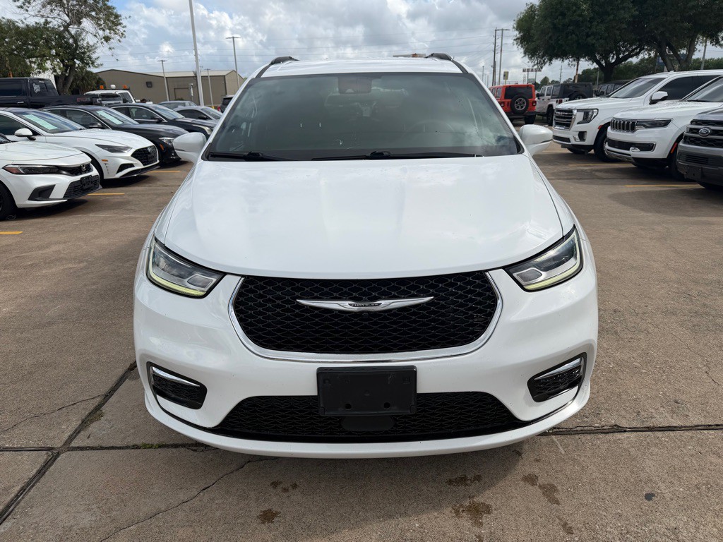 2022 Chrysler Pacifica Image 4