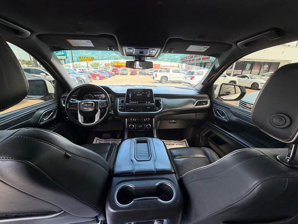 2021 GMC Yukon Image 14