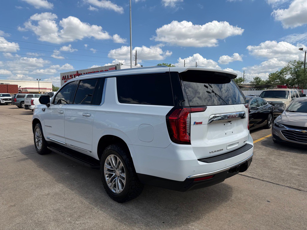 2021 GMC Yukon Image 17