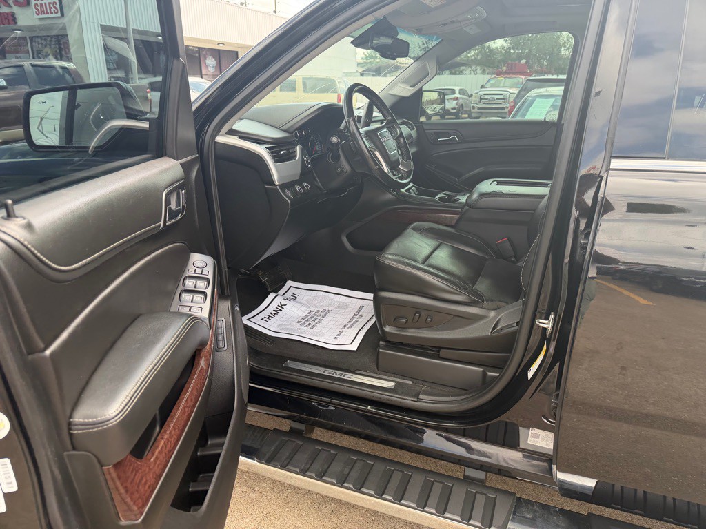 2020 GMC Yukon Image 7