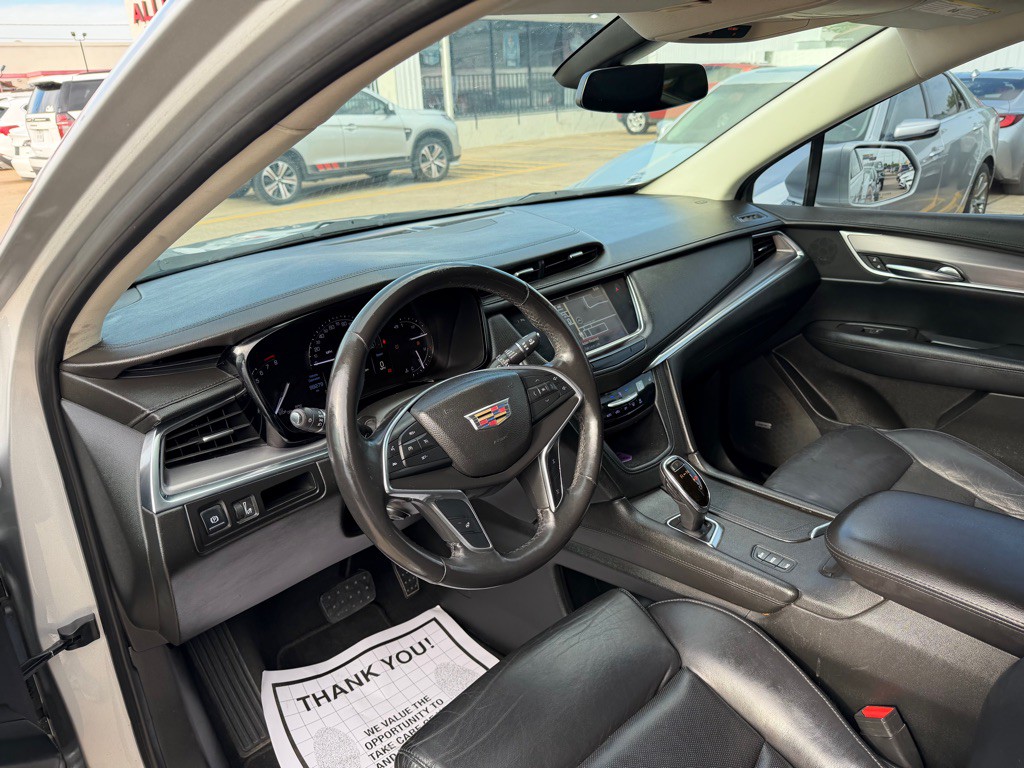 2017 Cadillac XT5 Image 8