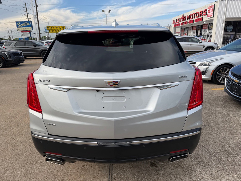 2017 Cadillac XT5 Image 10