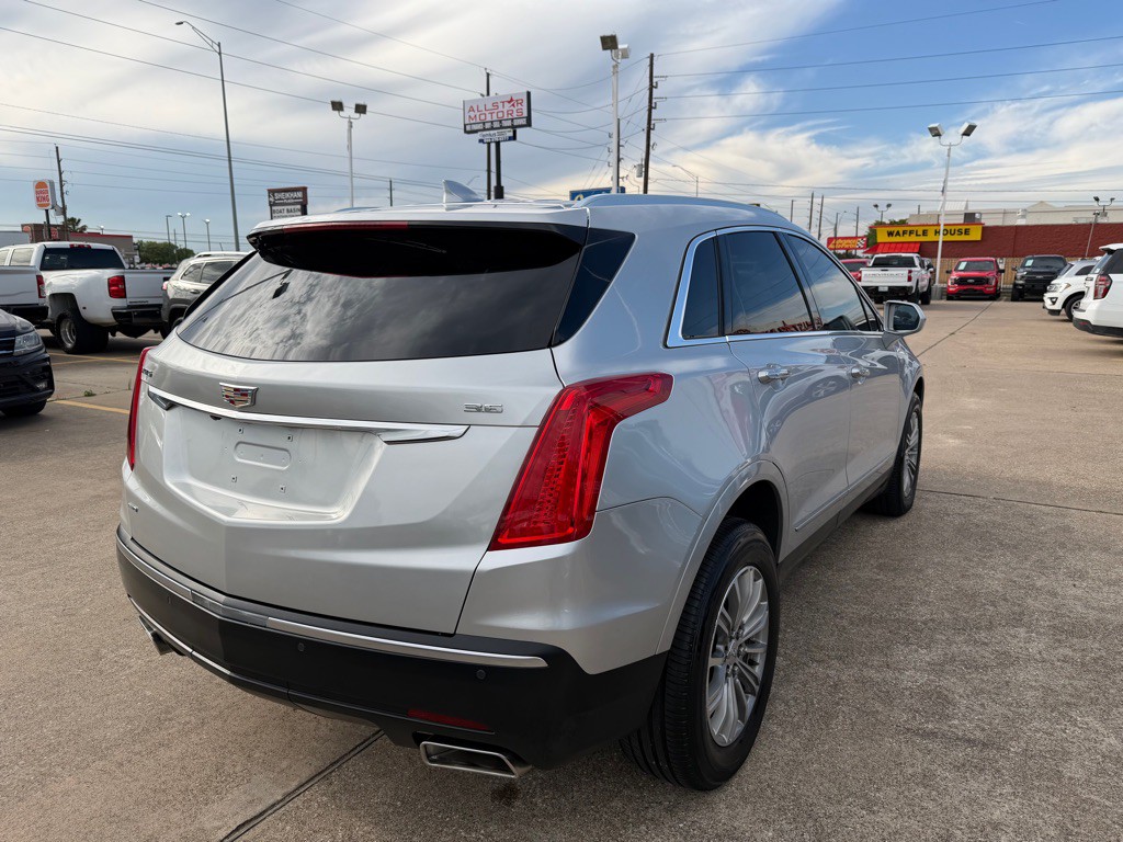 2017 Cadillac XT5 Image 11
