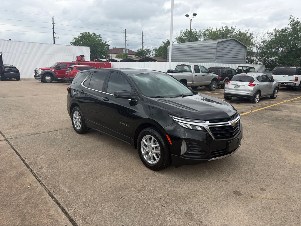 2023 Chevrolet Equinox Image 3