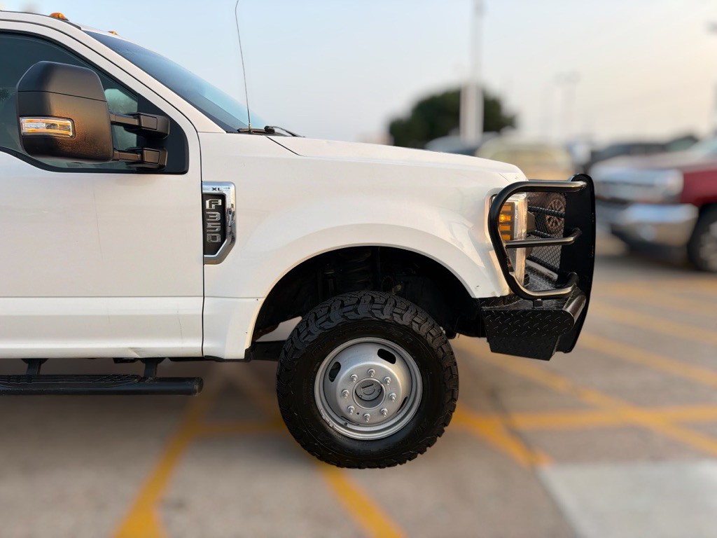 2019 Ford F-350 Image 8