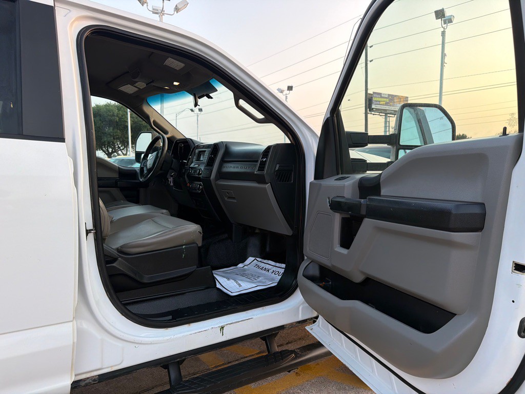 2019 Ford F-350 Image 18