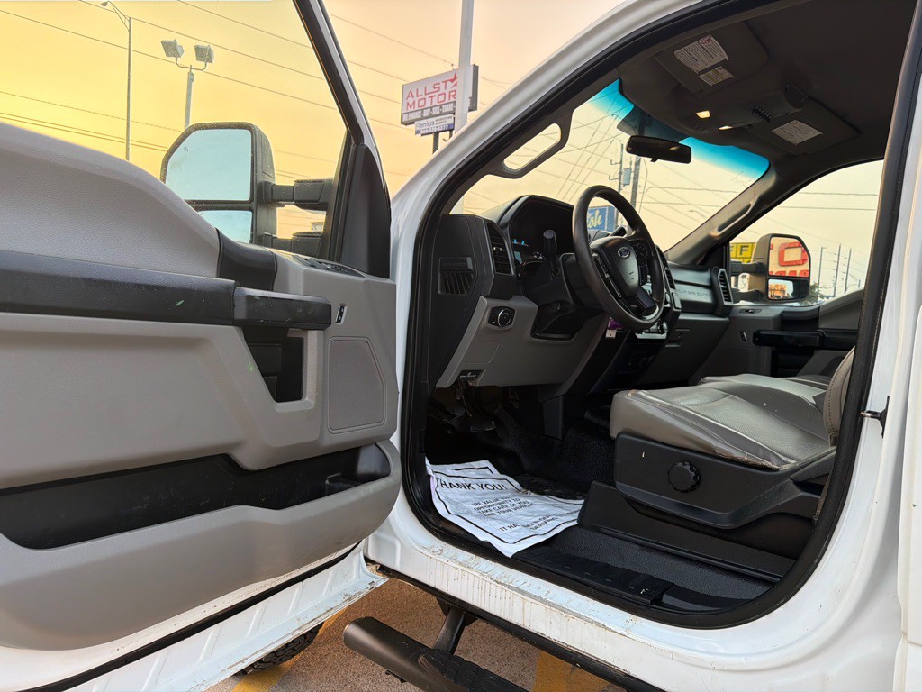 2019 Ford F-350 Image 20
