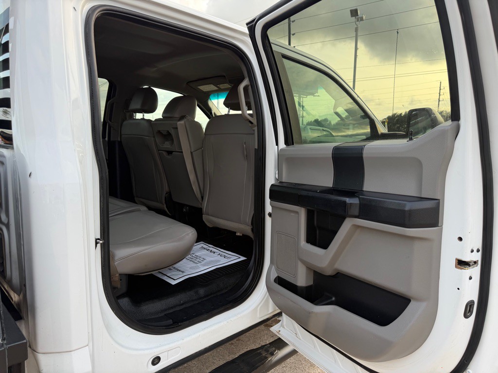 2018 Ford F-350 Image 15