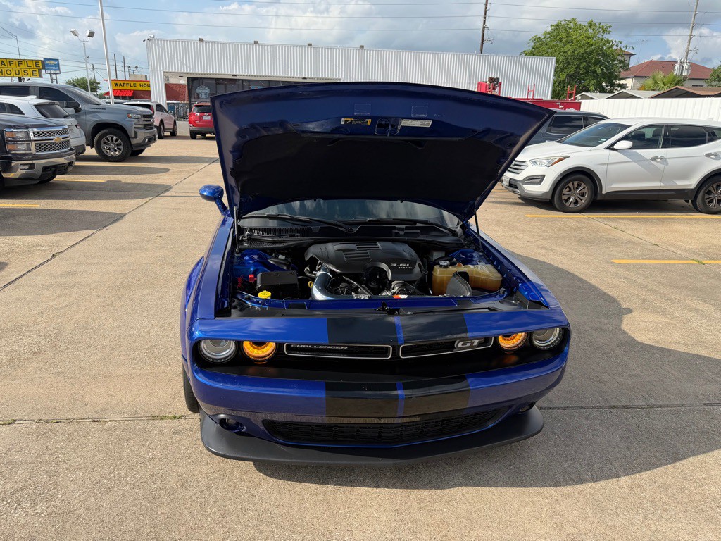 2021 Dodge Challenger Image 5