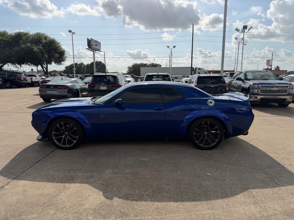 2021 Dodge Challenger Image 9
