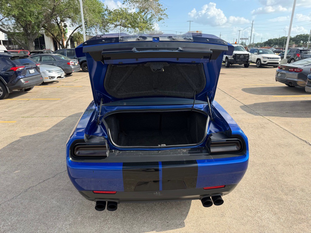 2021 Dodge Challenger Image 13