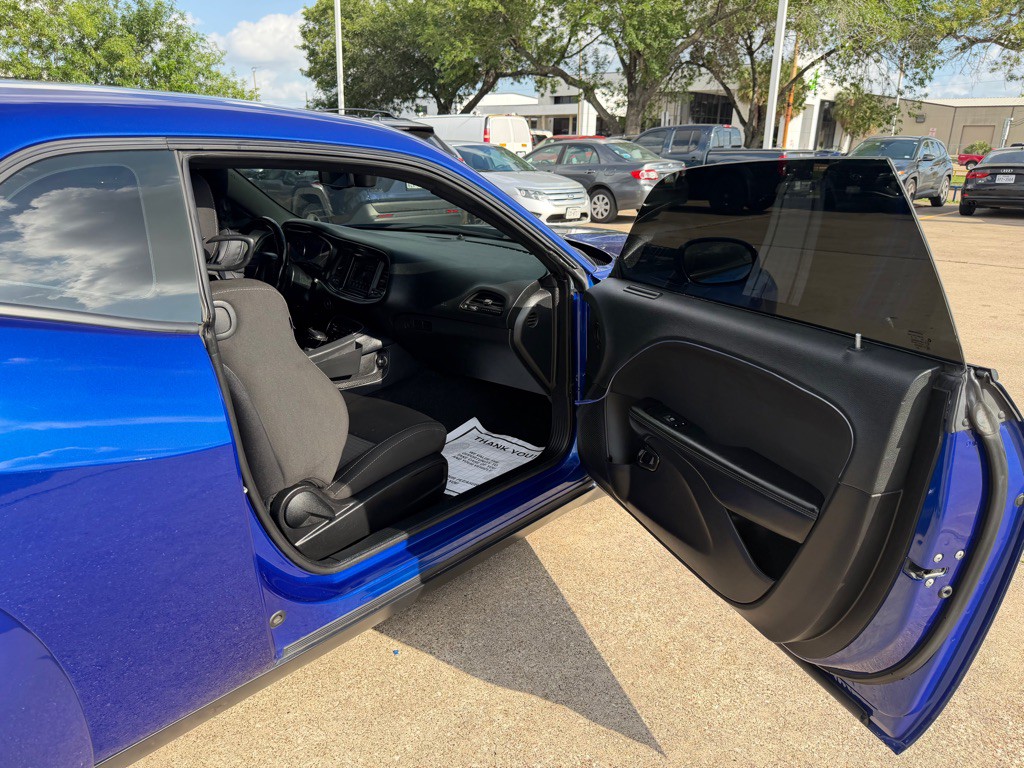 2021 Dodge Challenger Image 14