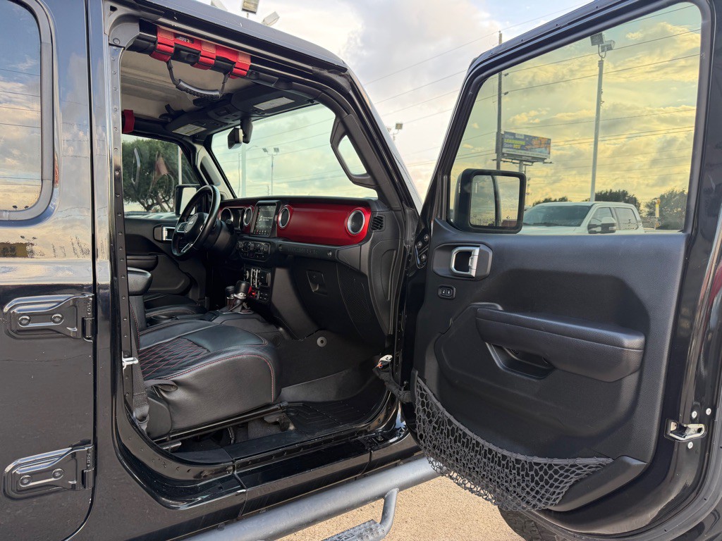 2018 Jeep Wrangler Unlimited Image 17