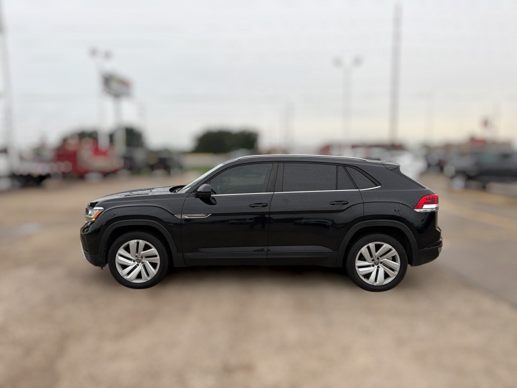 2020 Volkswagen Atlas Cross Sport Image 4