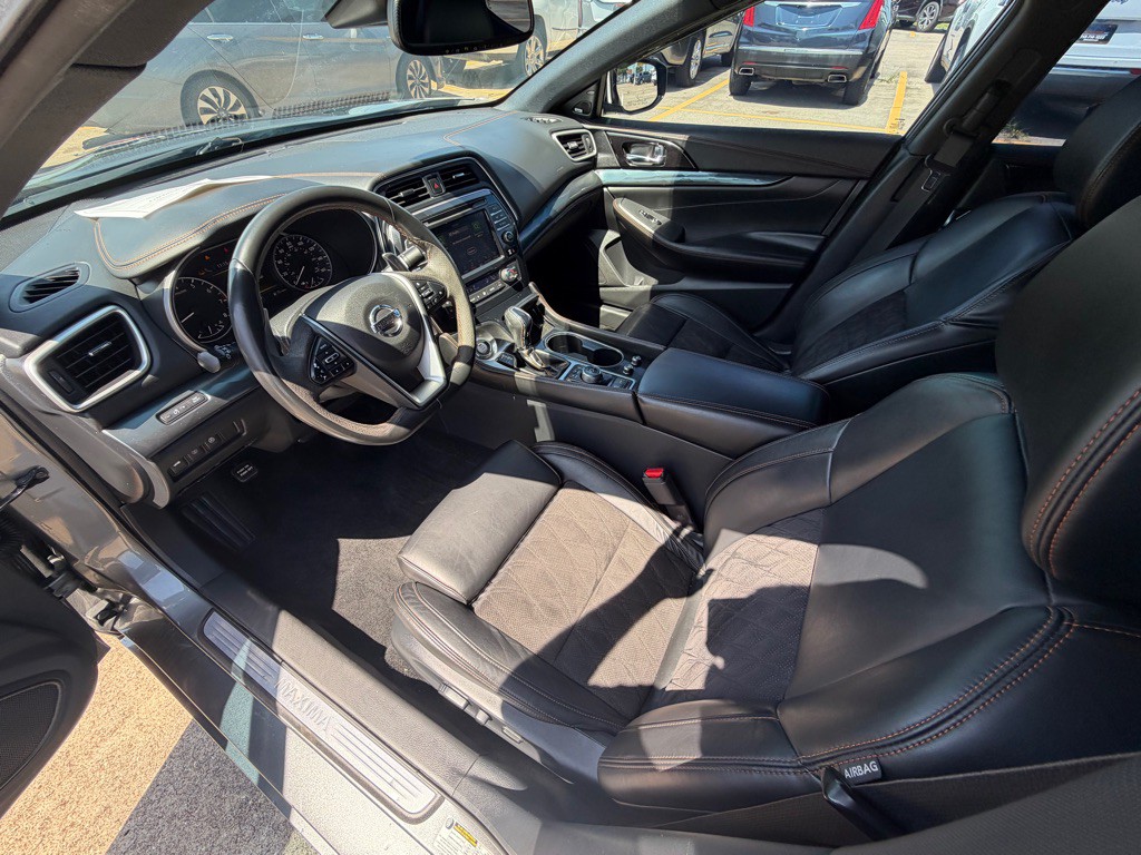 2019 Nissan Maxima Image 17