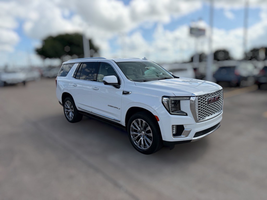 2021 GMC Yukon Image 3
