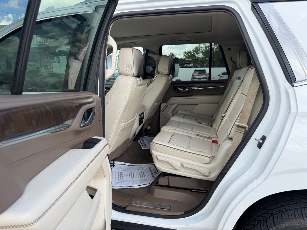 2021 GMC Yukon Image 13