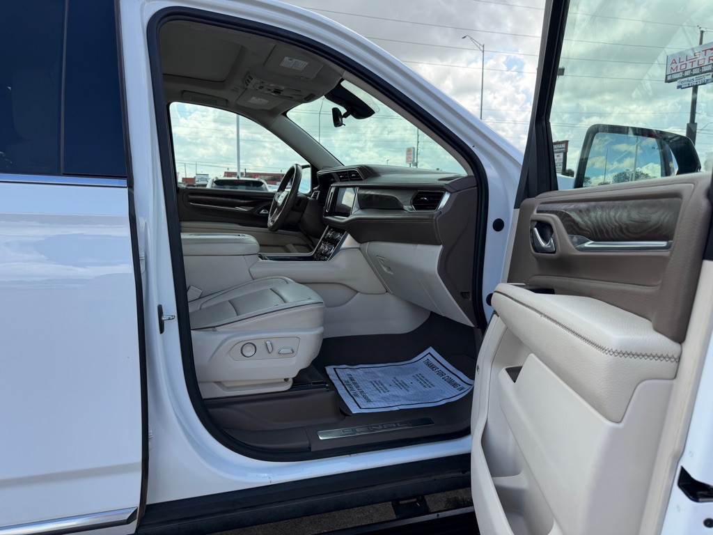 2021 GMC Yukon Image 15