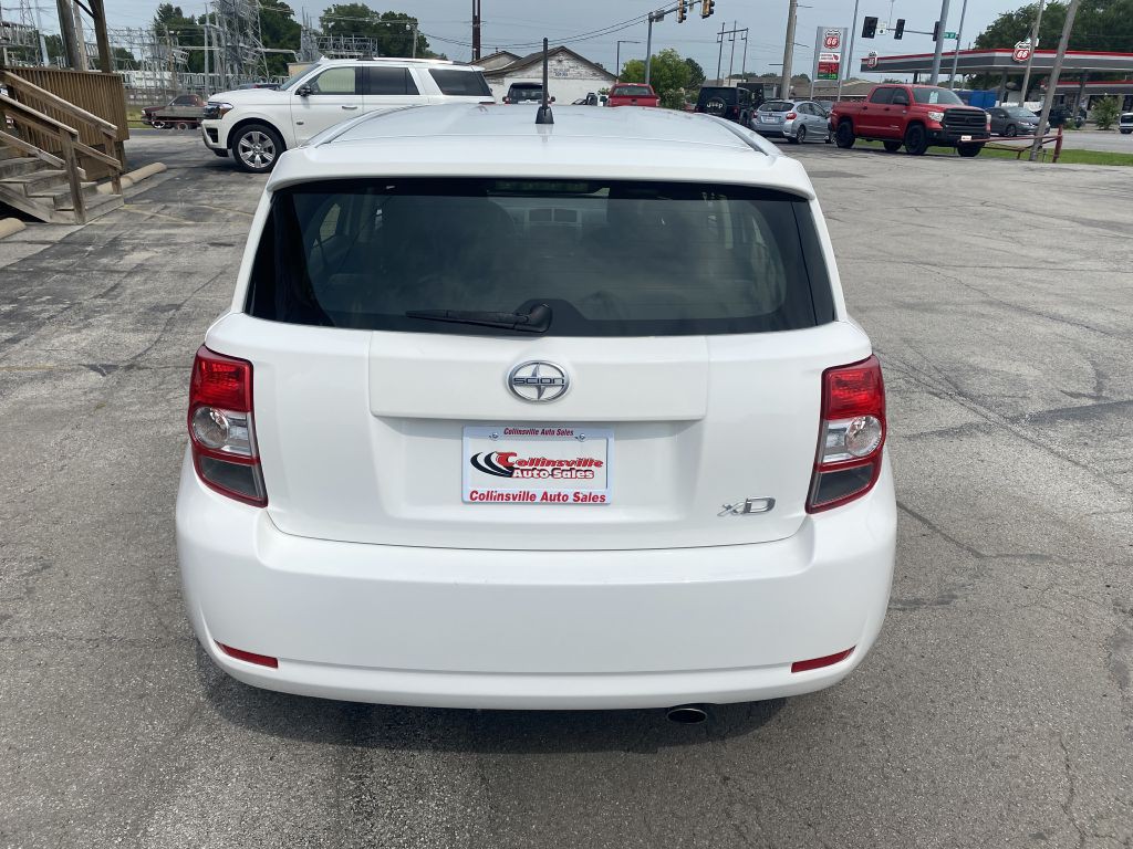 2012 Scion xD Image 4