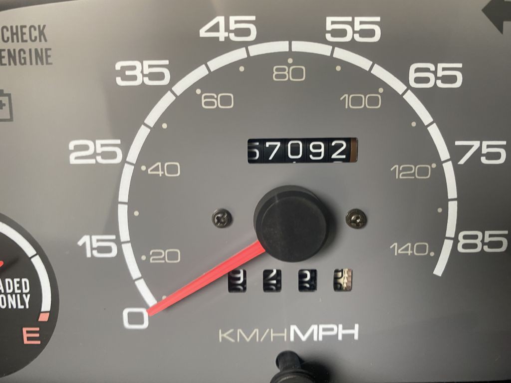 1991 Geo Metro Image 8