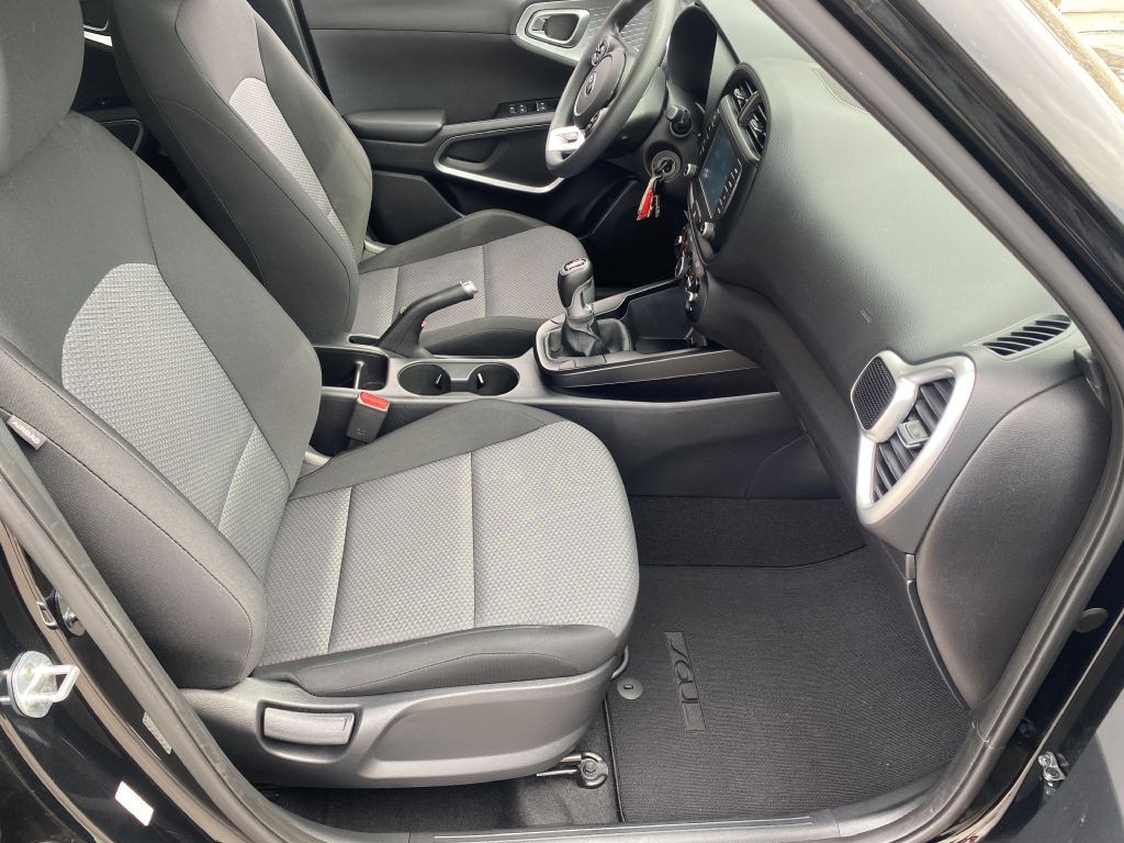 2020 Kia Soul Image 13
