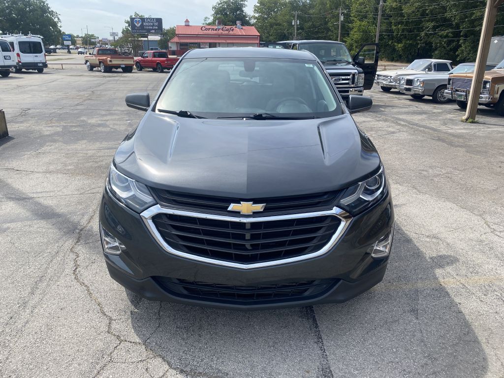 2018 Chevrolet Equinox Image 2
