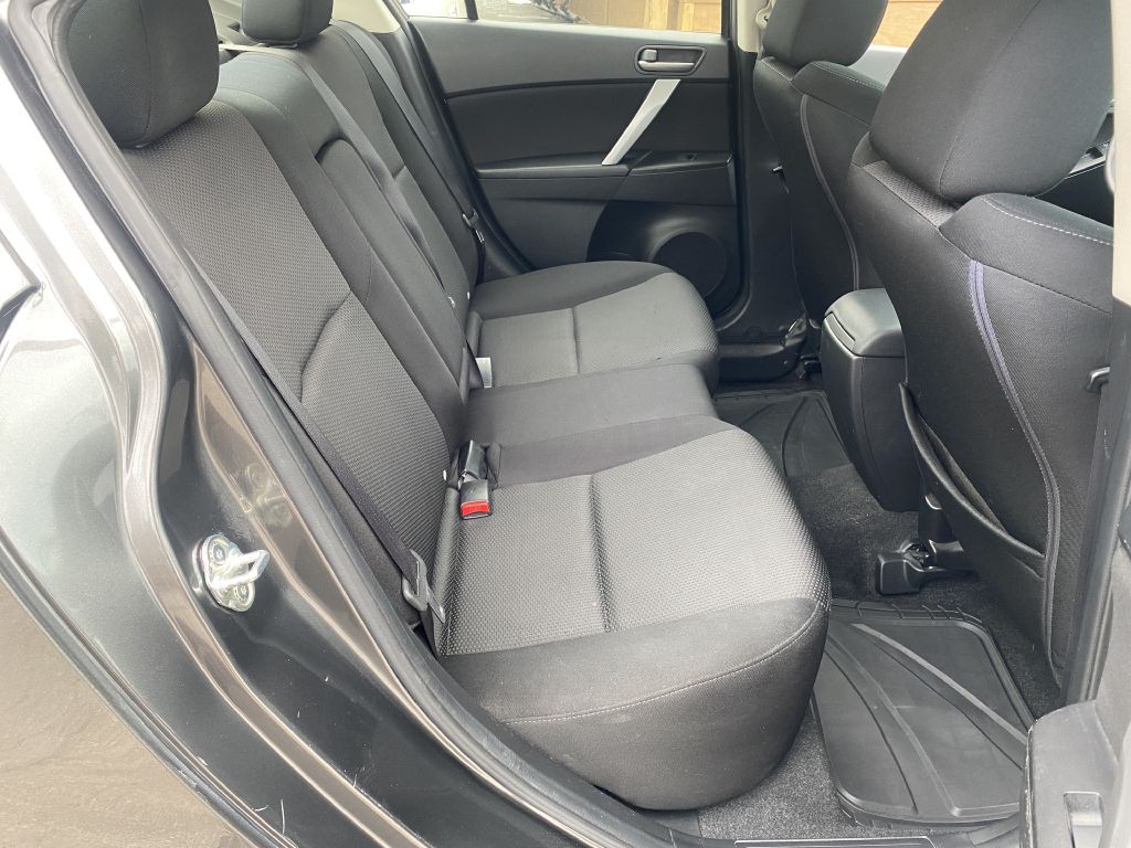 2012 Mazda Mazda3 Image 15