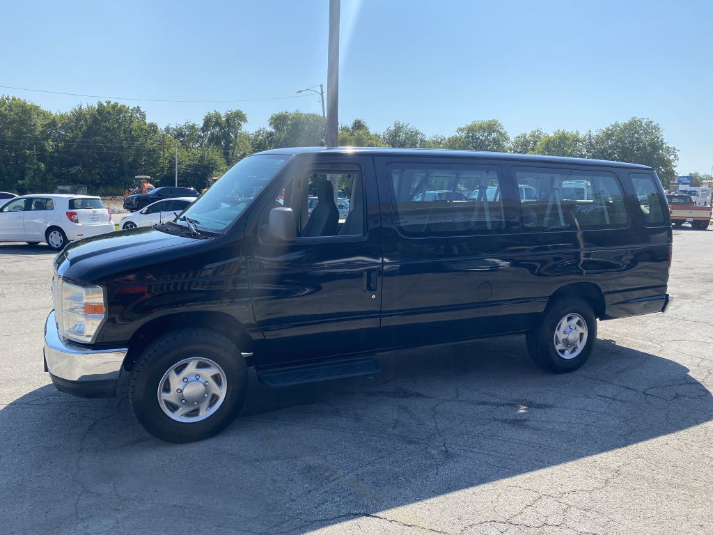 2013 Ford Econoline Image 3