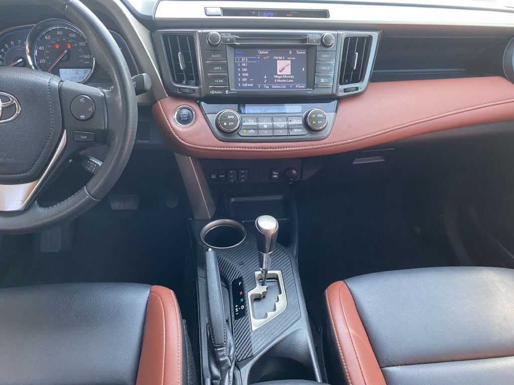 2014 Toyota Rav4 Image 8