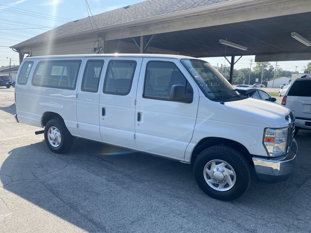 2012 Ford Econoline Image 3