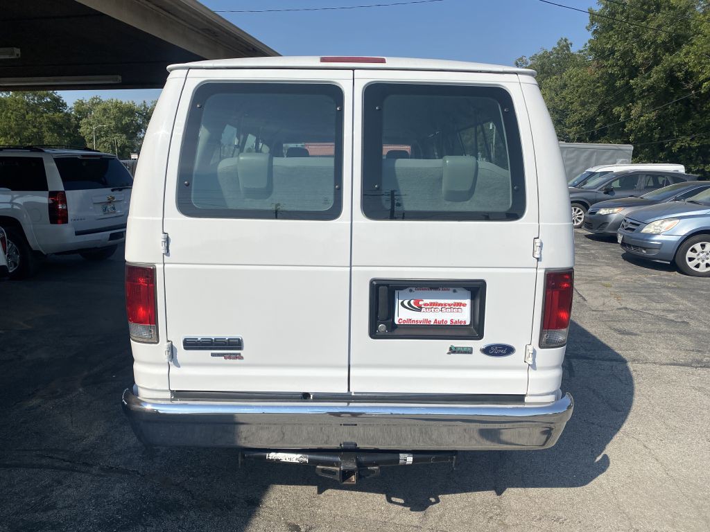 2012 Ford Econoline Image 4