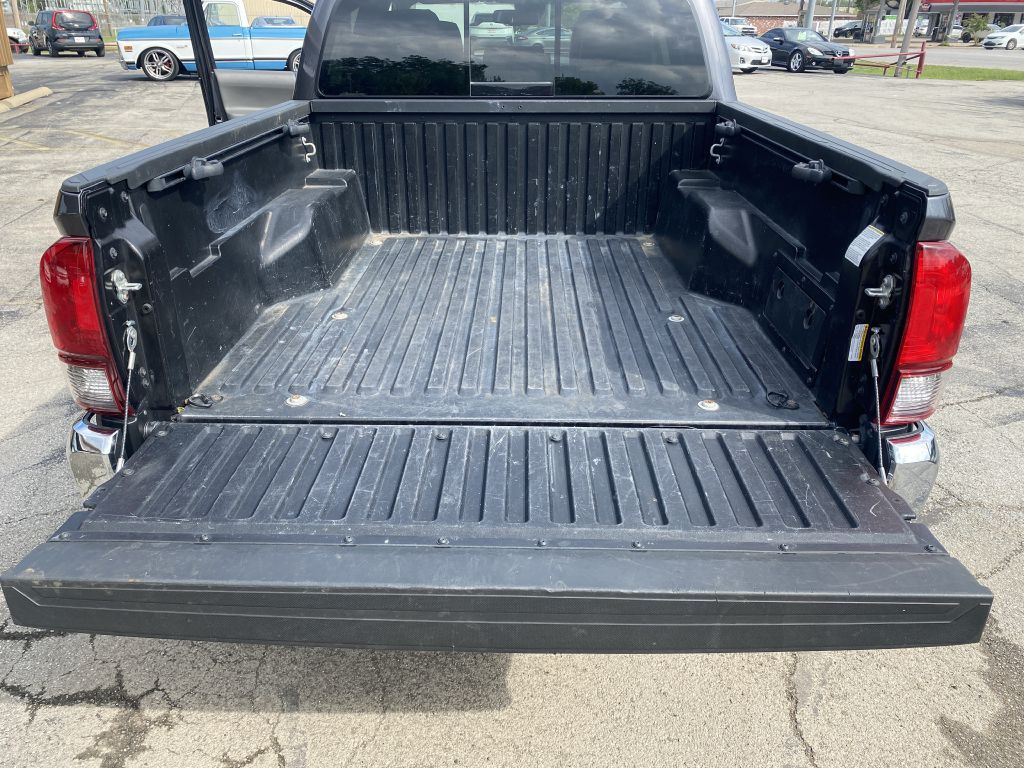 2021 Toyota Tacoma Image 5