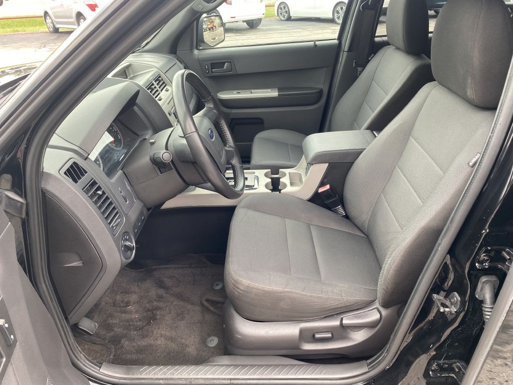 2012 Ford Escape Image 9