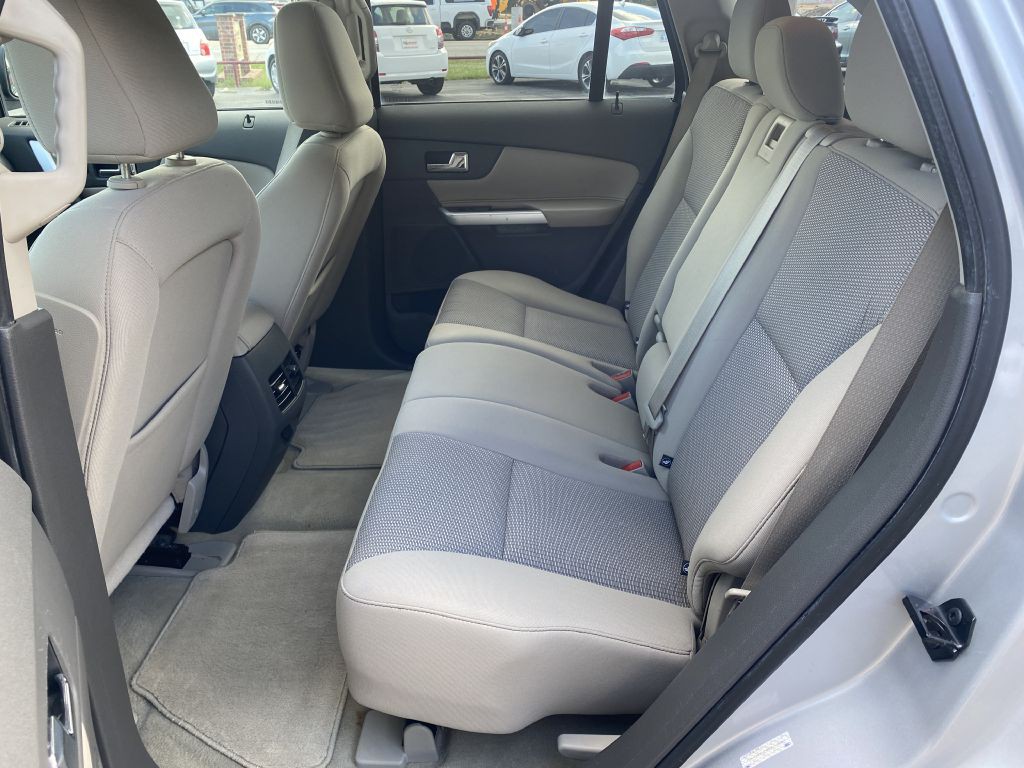 2011 Ford Edge Image 6