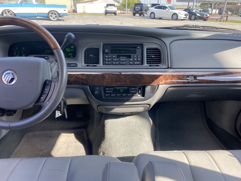2005 Mercury Grand Marquis Image 7