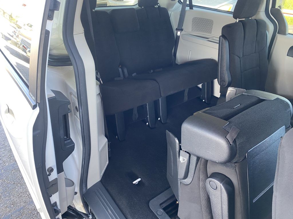 2012 Dodge Grand Caravan Image 16