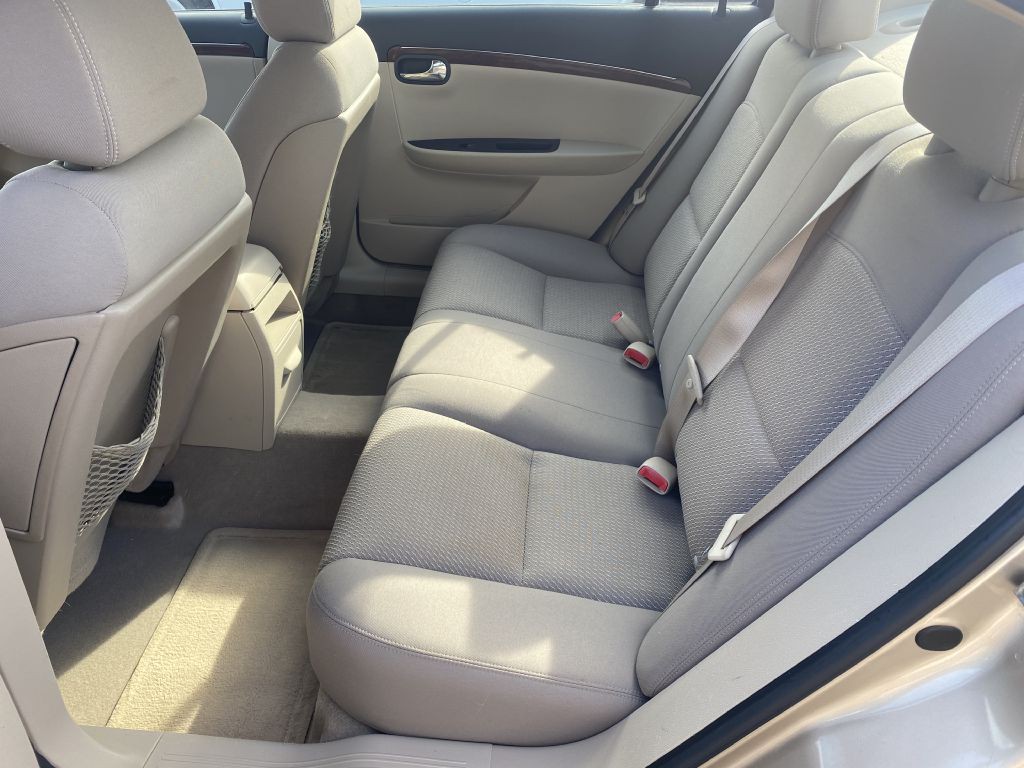 2008 Saturn Aura Image 5