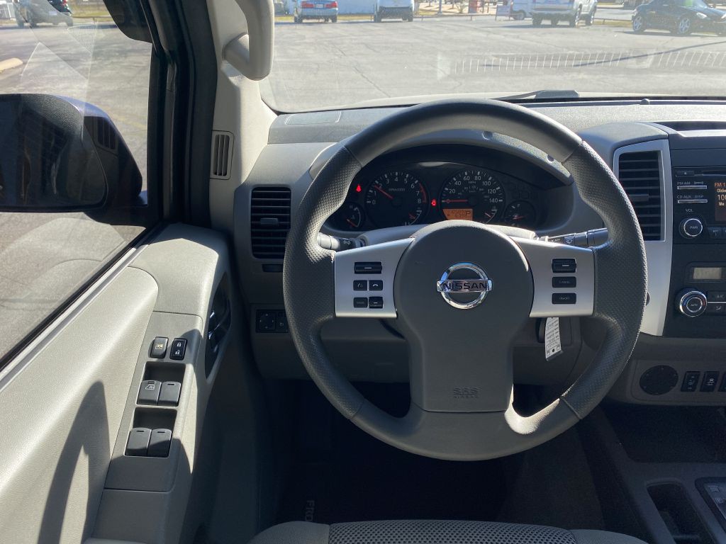 2014 Nissan Frontier Image 7