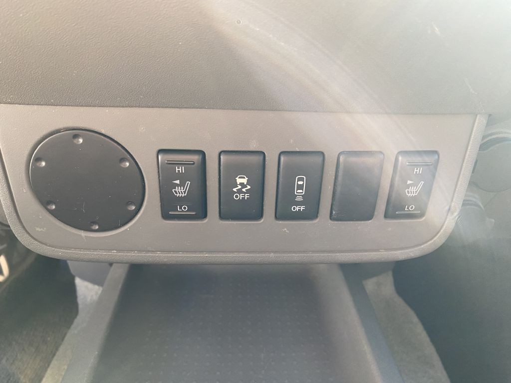2014 Nissan Frontier Image 12